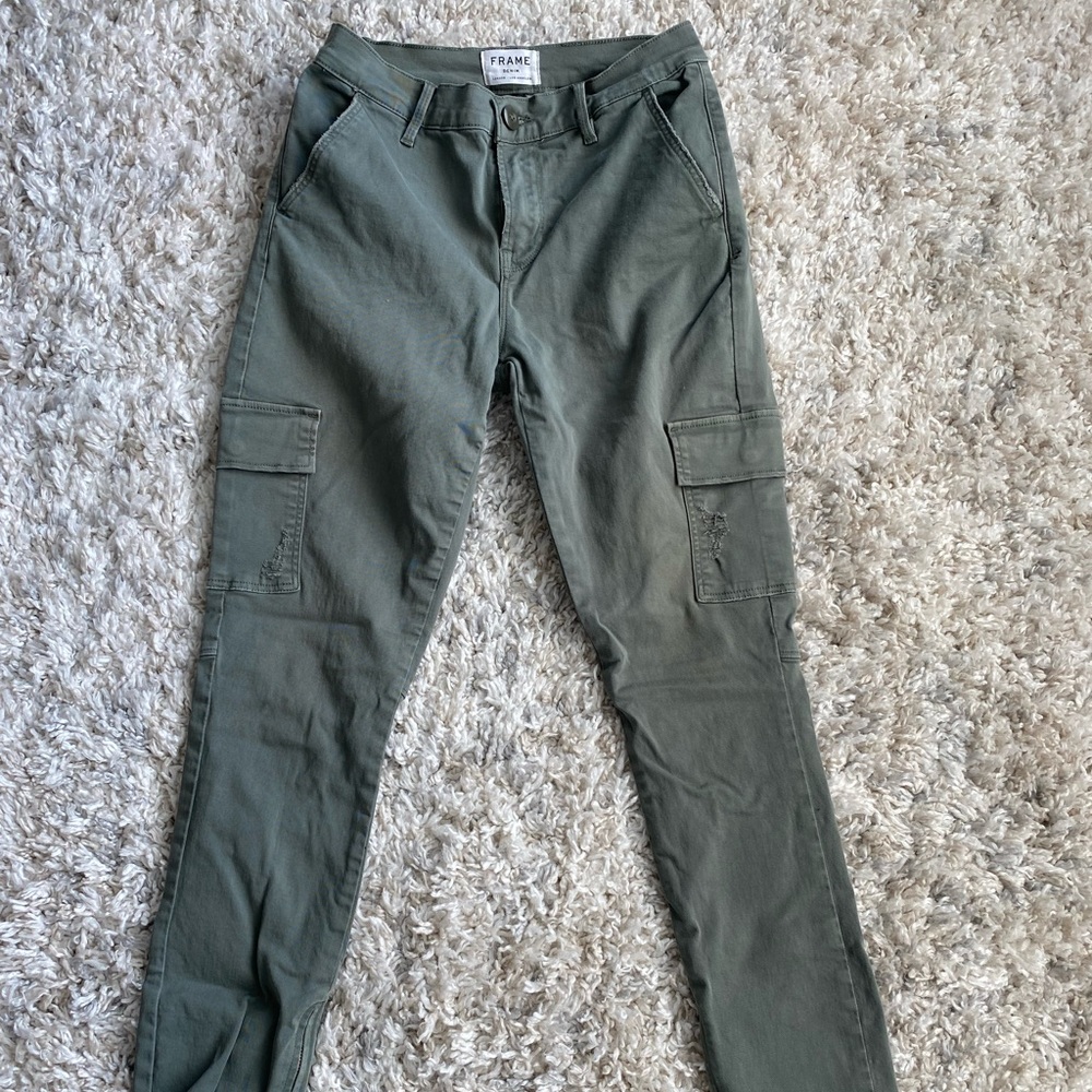 Frame - service cargo skinny pants in platoon
